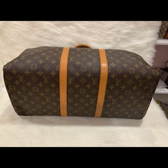 🛑SALE🛑🌼Authentic Louis Vuitton Keepall 50🌼 - Picture 3 of 8